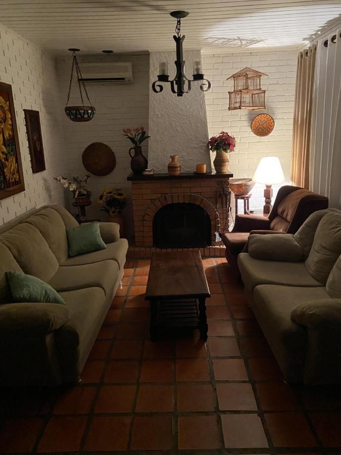Casa Da Vo Diva No Centro De Gramado Βίλα Εξωτερικό φωτογραφία